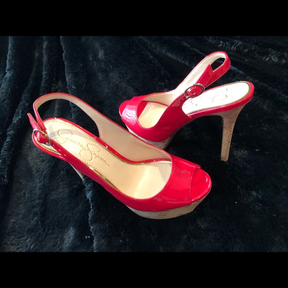 Platform - Picture 5 of 7